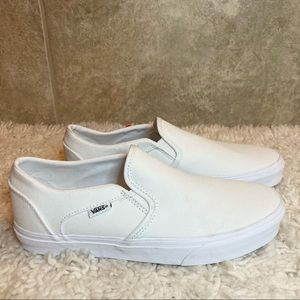 Vans Slip-on White Women’s Sz 9 NWT